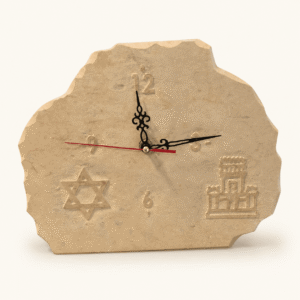 שעון קיר בית המקדש בצורת סלע עם מגן דוד ואיור המקדש
